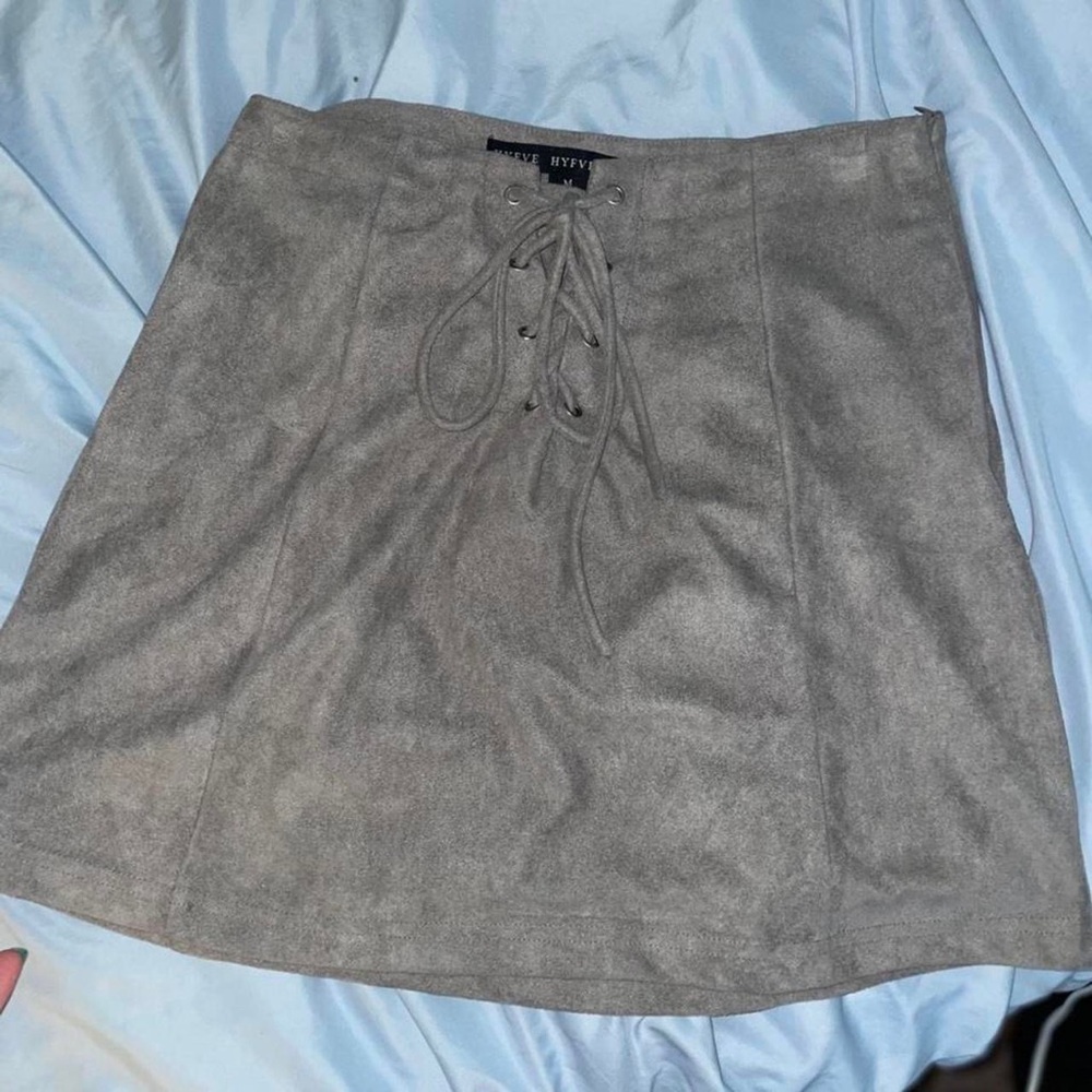 Grey skirt